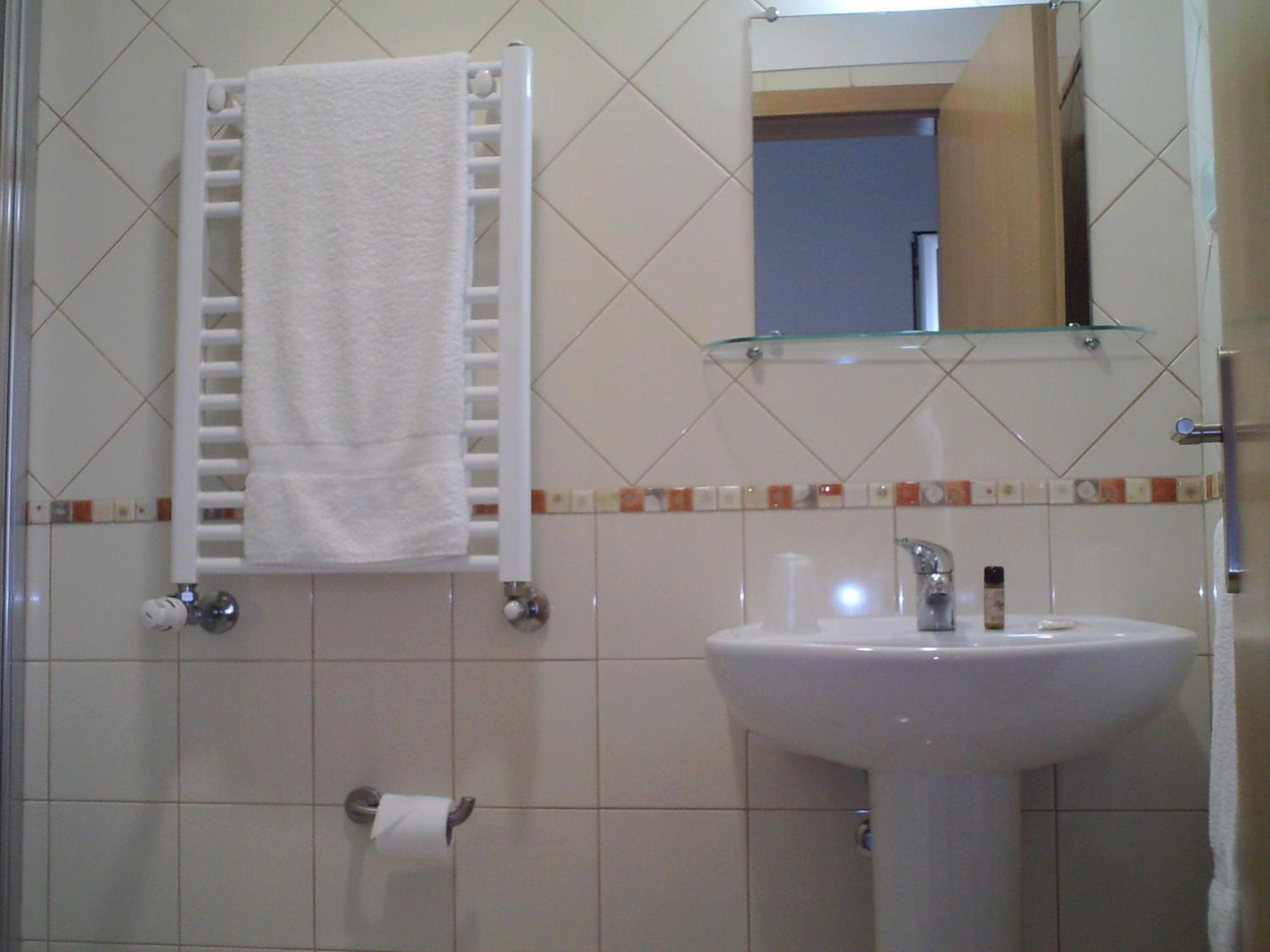 Hotel Serafim Almodovar Luaran gambar
